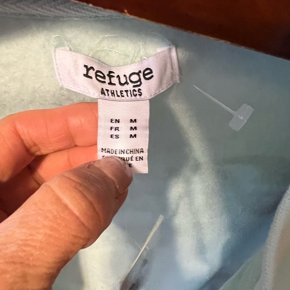 Brand new Refuge sweatshirt jacket size  M - Picture 3 of 4